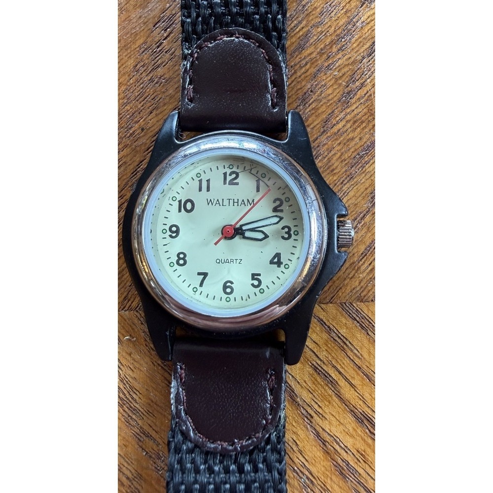 Vintage Ladies' Watches All Running Anne Klein, Stauer, Seiko, Waltham Lot Of 4 - Picture 3 of 16